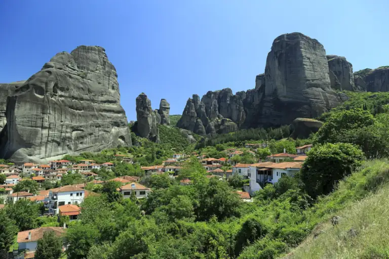 The village of Kastraki under the rock pillars of Meteora.